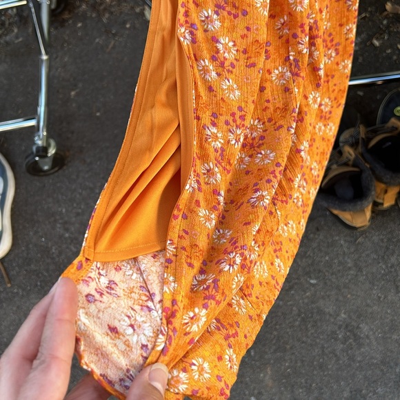 NWT WAYF sundress. S - Picture 7 of 9